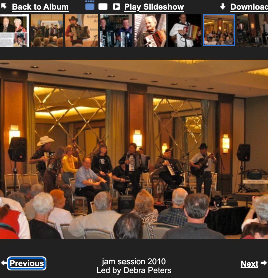 Jam session 2010 led by Debra Peters at an NAA event